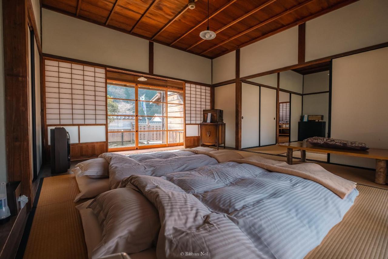 Japan'S Oldest Remaining Company Housing Villa Asago ภายนอก รูปภาพ