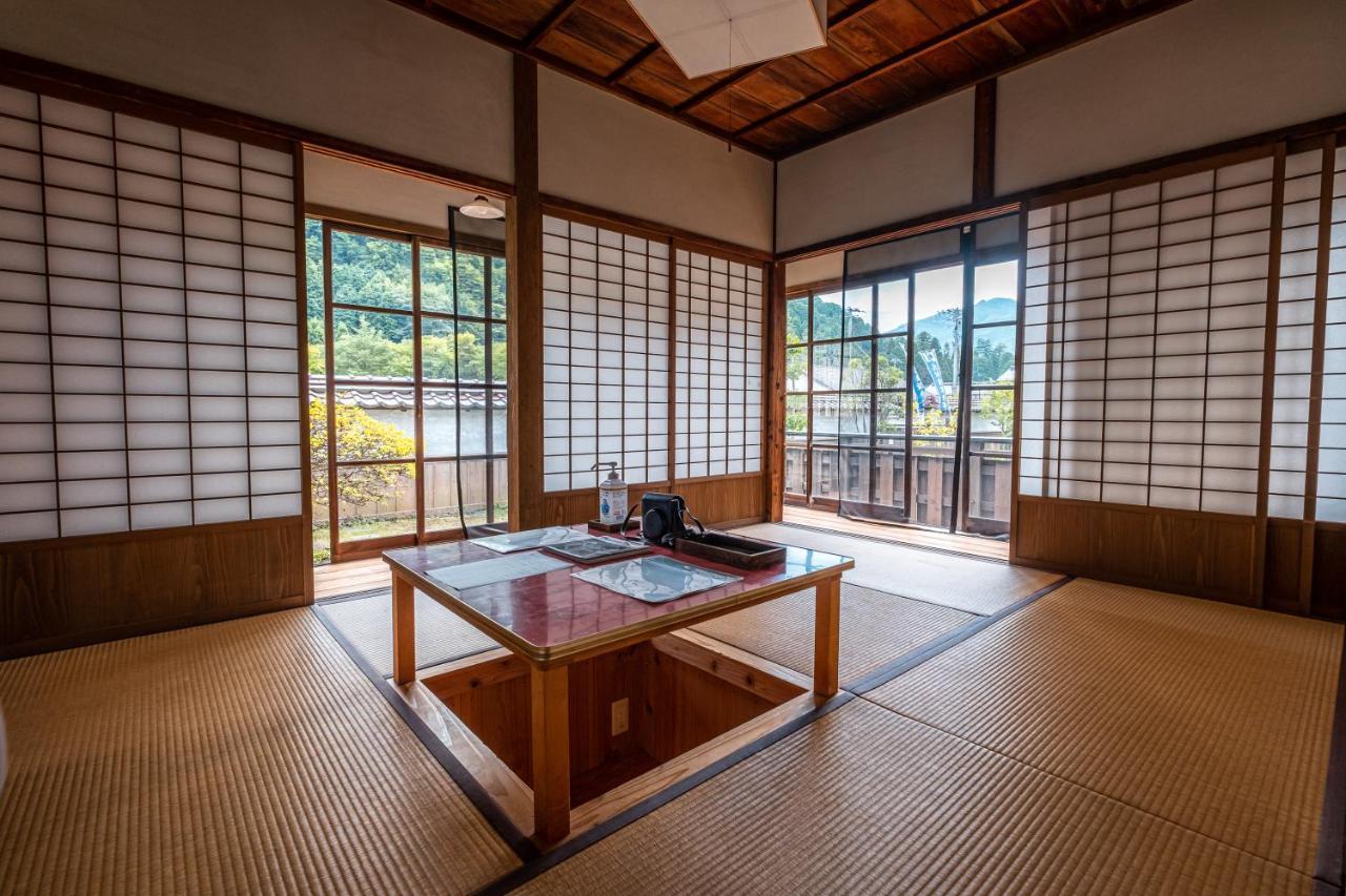 Japan'S Oldest Remaining Company Housing Villa Asago ภายนอก รูปภาพ