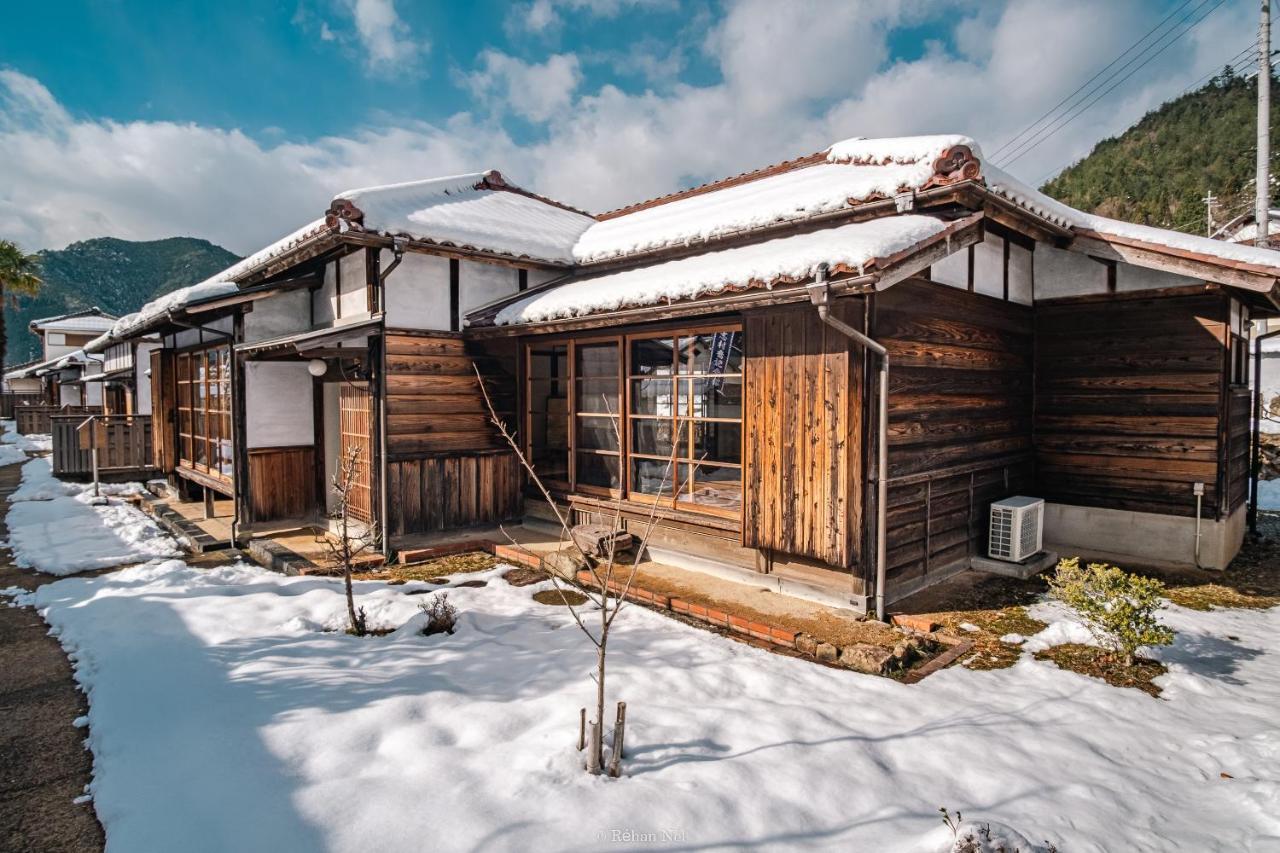 Japan'S Oldest Remaining Company Housing Villa Asago ภายนอก รูปภาพ