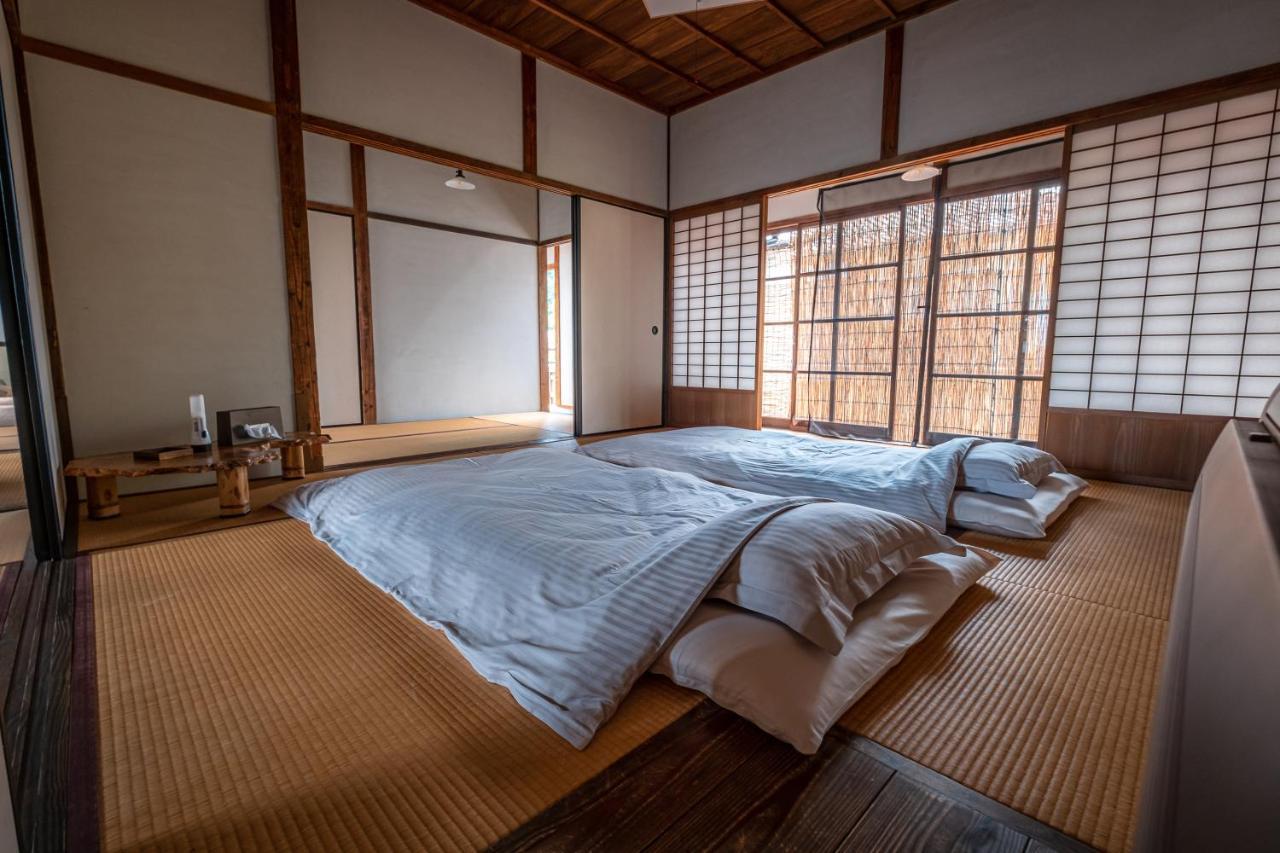 Japan'S Oldest Remaining Company Housing Villa Asago ภายนอก รูปภาพ